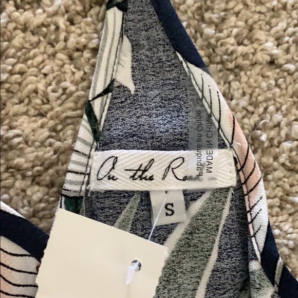 NWT On The Road pant romper! Perfect for spring - Picture 4 of 4